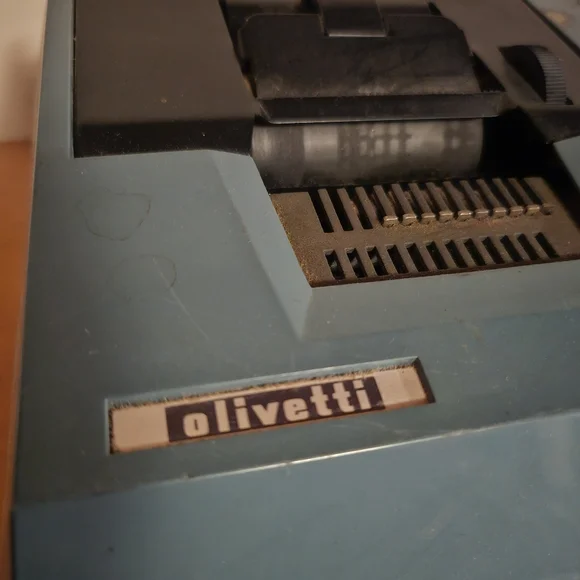 (SOLD) Vintage 1970s Olivetti Summa Quanta 20 - 7/8 T Adding Machine - Picture 5 of 10